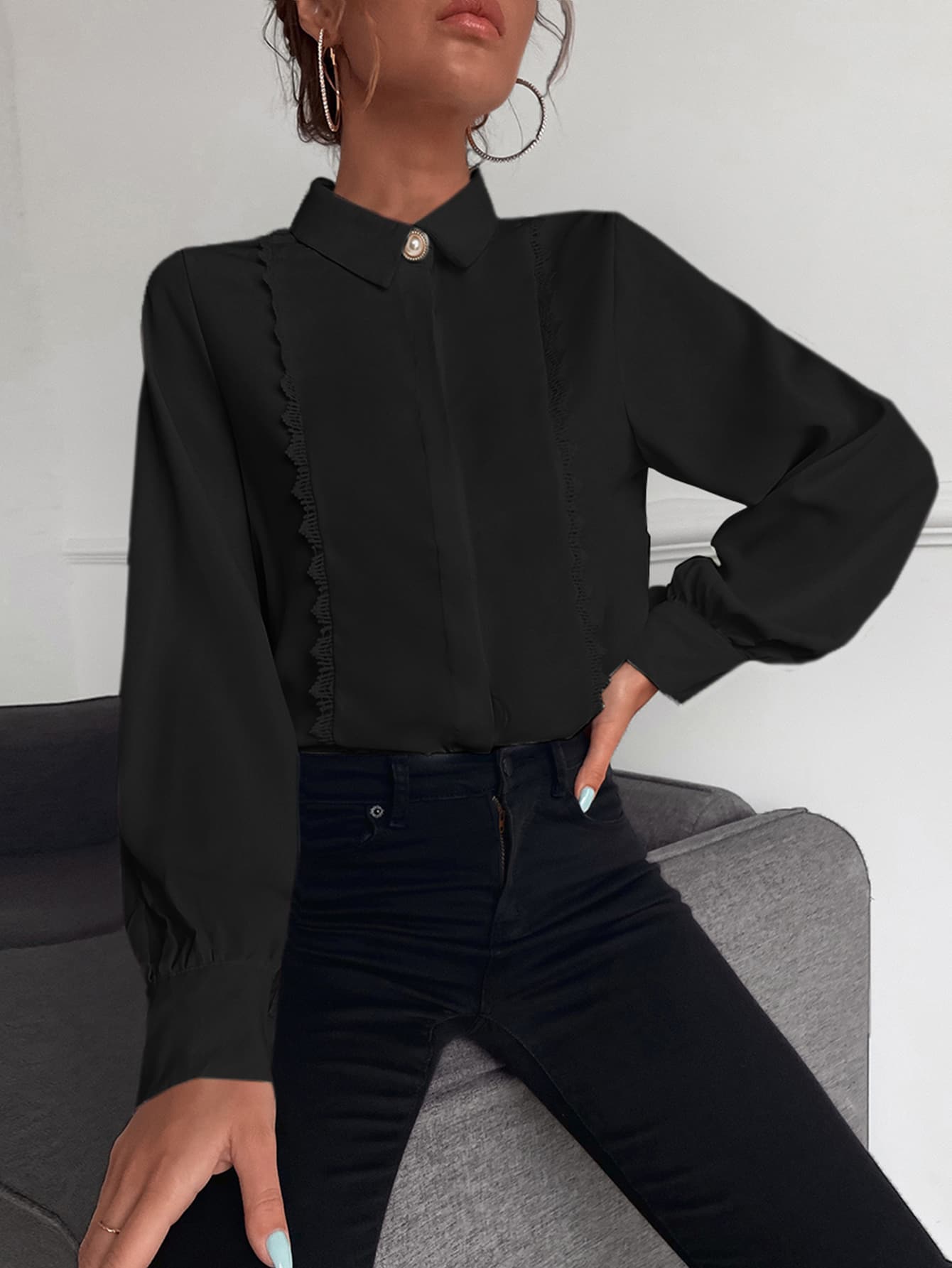 Camisa feminina com laço e manga longa - Elfmaeve