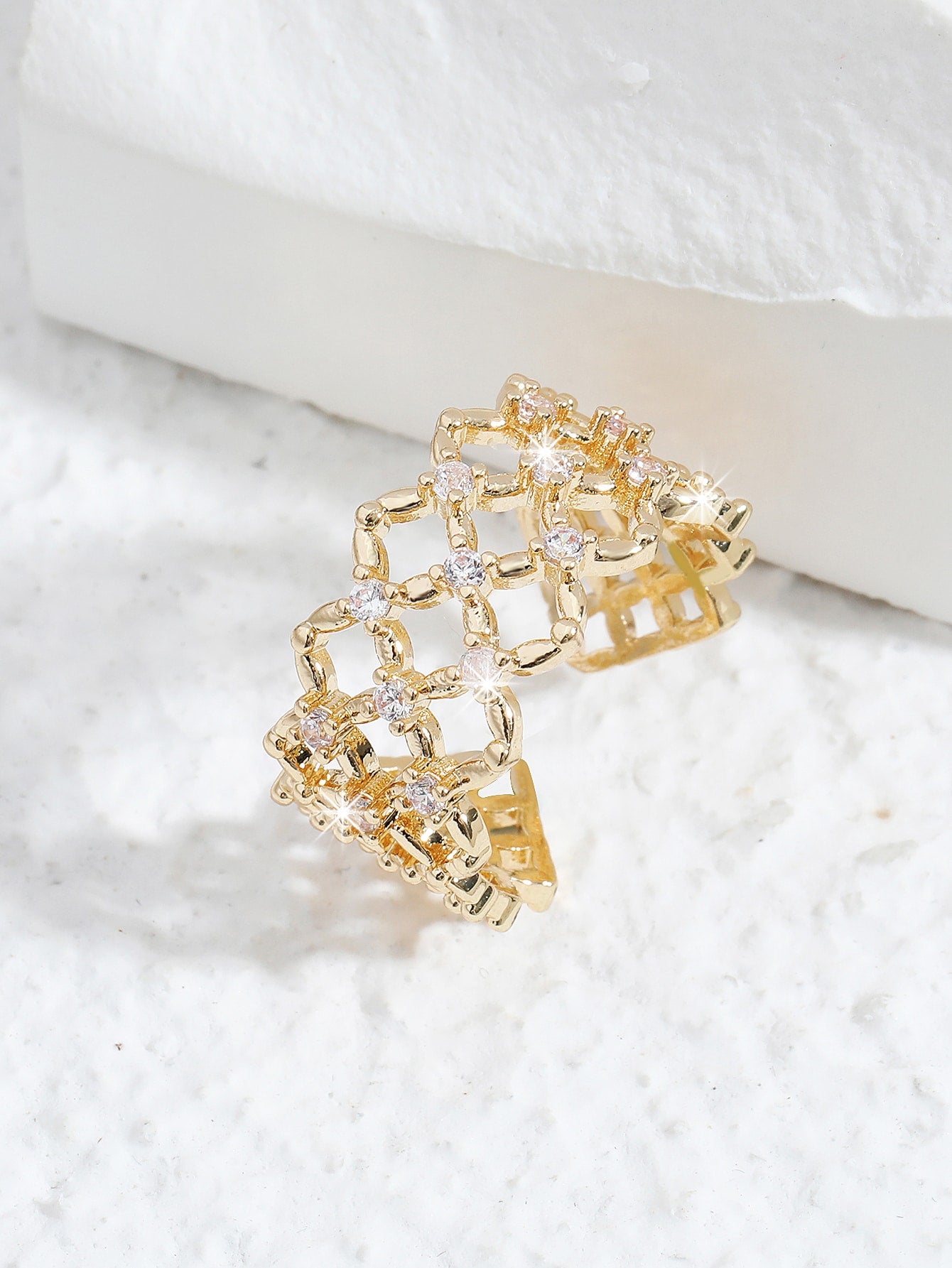 Anel banhado a ouro com pedras - Elfmaeve
