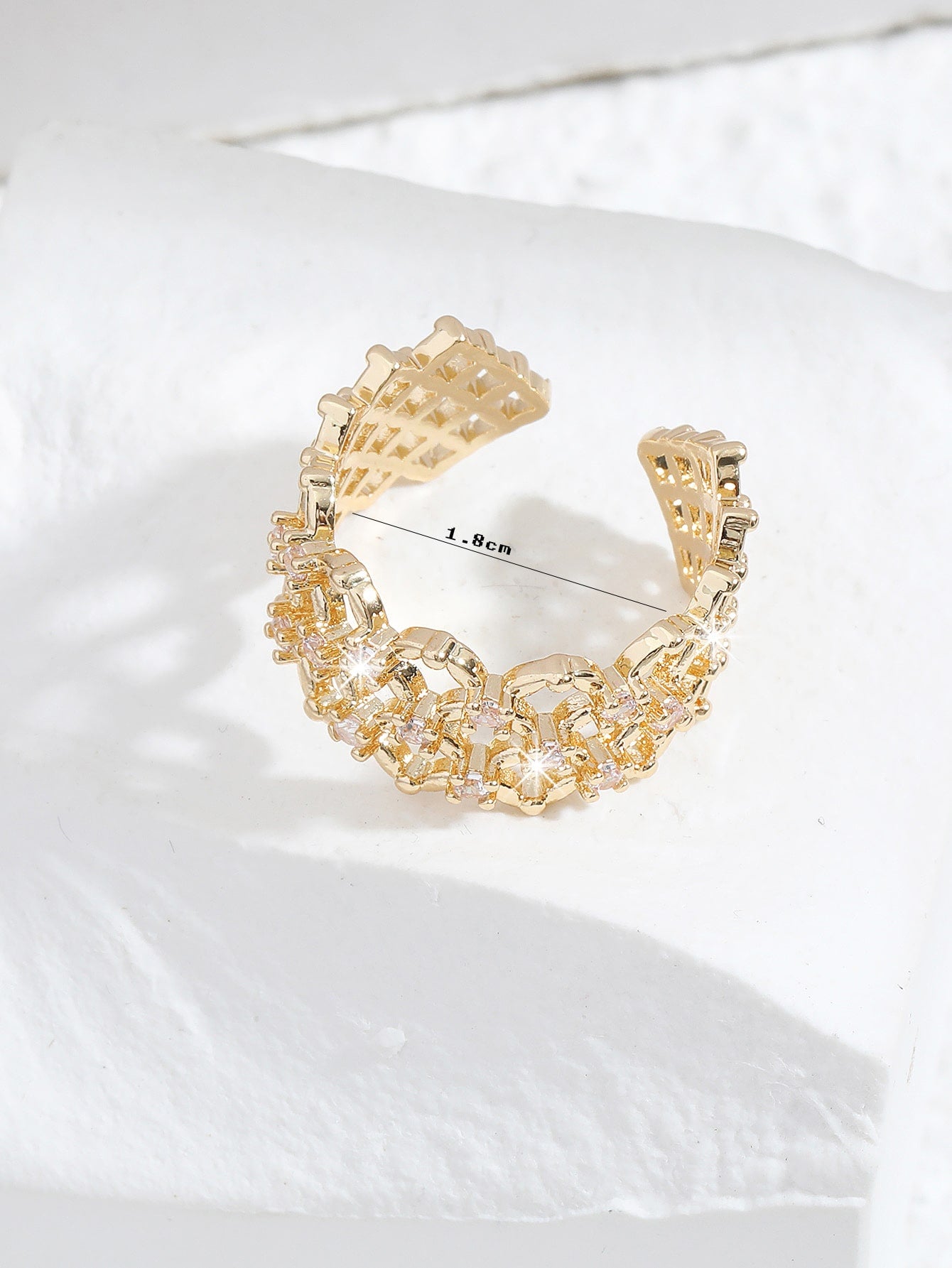 Anel banhado a ouro com pedras - Elfmaeve