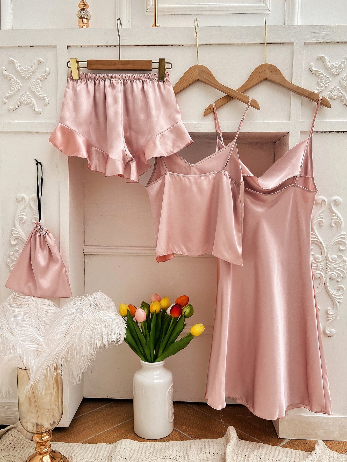 Conjunto de Pijama de Cetim com Amarração Frontal - Elfmaeve