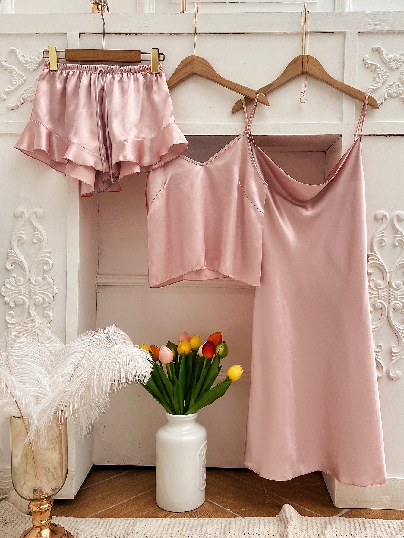 Conjunto de Pijama de Cetim com Amarração Frontal - Elfmaeve