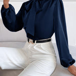 Blusa feminina elegante gola alta com laço - Elfmaeve