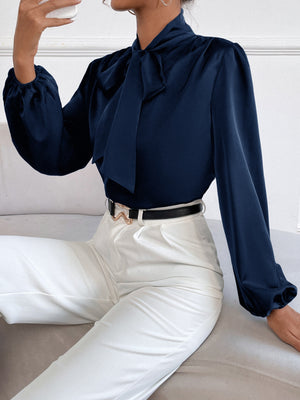 Blusa feminina elegante gola alta com laço - Elfmaeve
