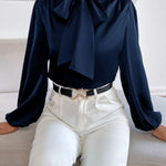 Blusa feminina elegante gola alta com laço - Elfmaeve