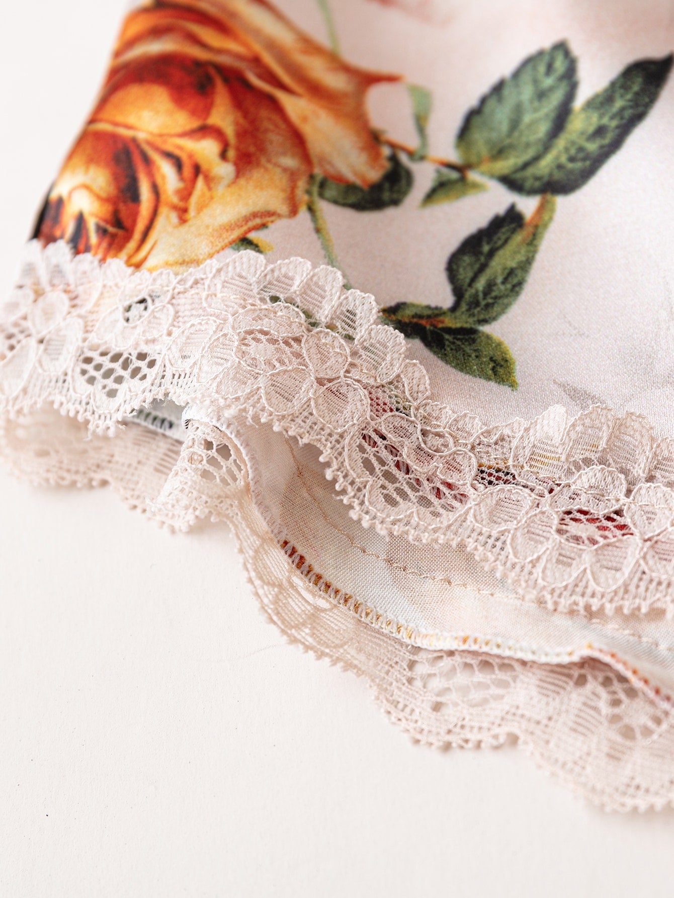 Conjunto de pijama Floral - Elfmaeve