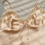 Conjunto de pijama de cetim champagne - Elfmaeve