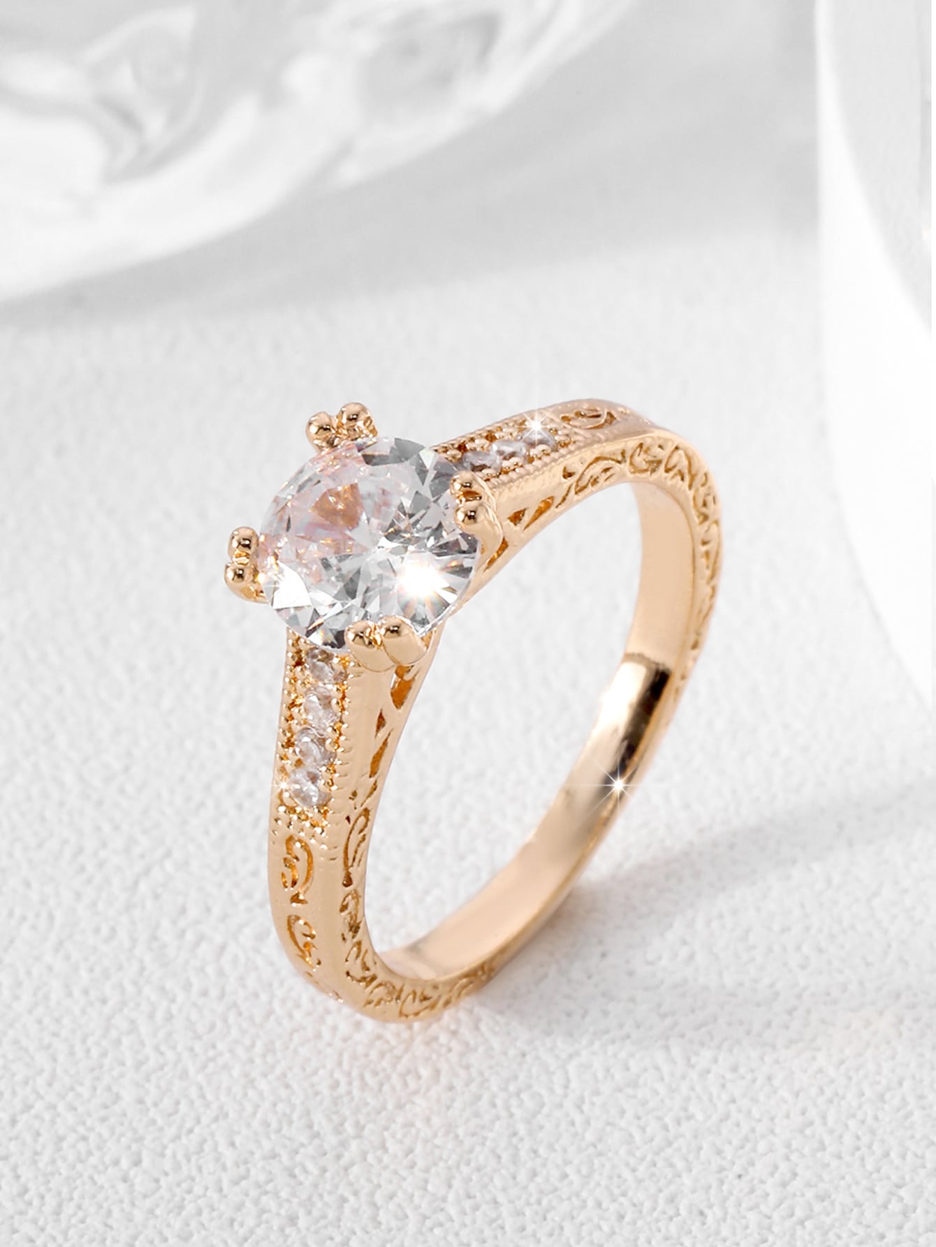 Anel banhado a ouro 18K - Elfmaeve