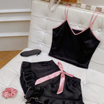 Conjunto de Pijama de Cetim com Babados Elfmaeve - Elfmaeve