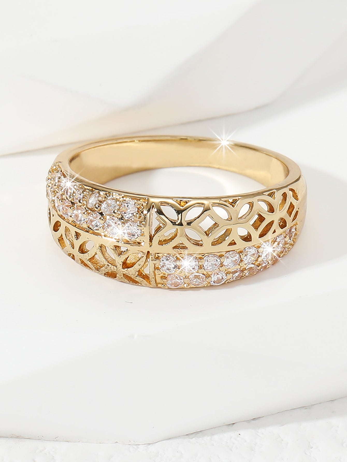 Anel banhado a ouro com pedras - Elfmaeve