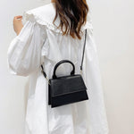 Bolsa feminina quadrada minimalista - Elfmaeve
