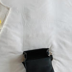 Bolsa feminina quadrada minimalista - Elfmaeve